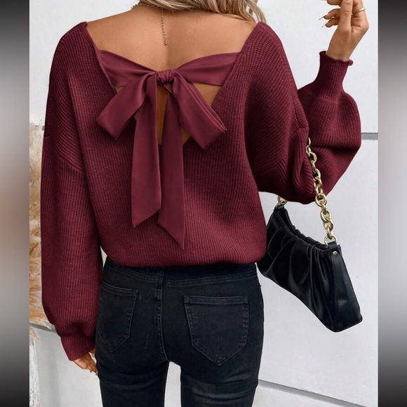 Cozy tie back V neck sweater top - Picture 6 of 16